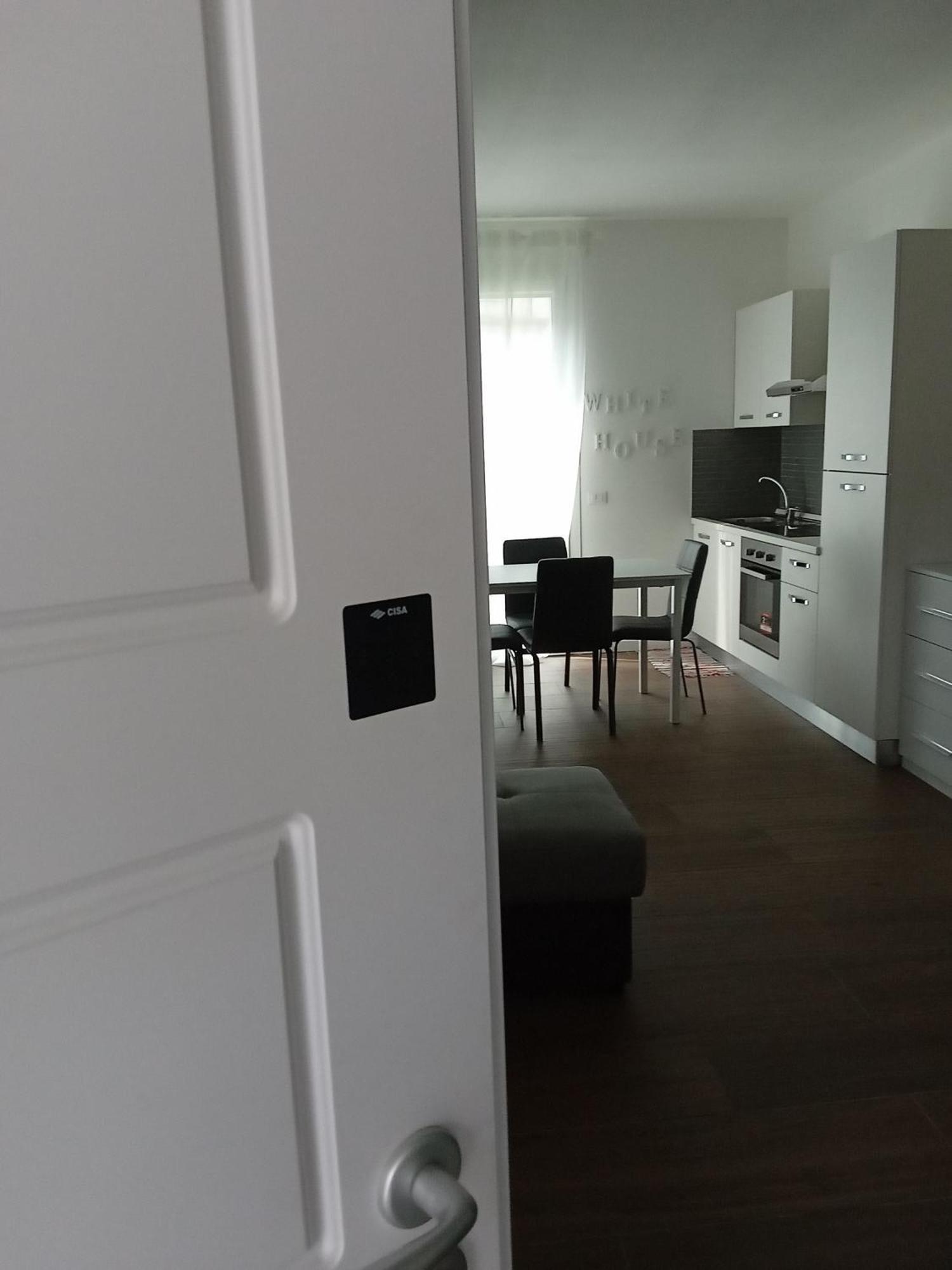 ブレシアWhite House 1492..Il Sogno Continua..アパートメント 部屋 写真